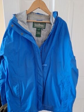 L.L.Bean Blue Waterproof  Hooded Rain Jacket